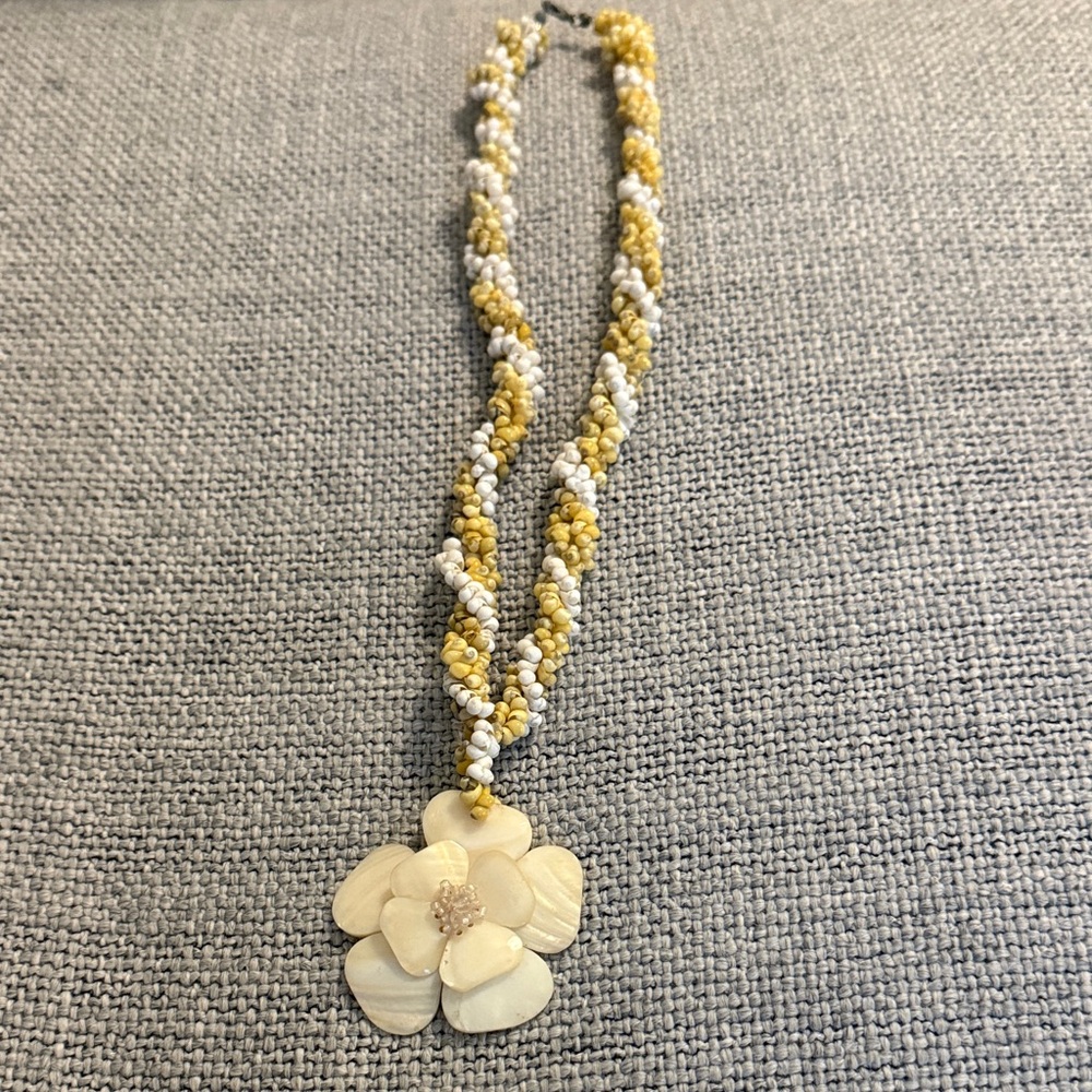Yellow and White Beaded Flower Necklace